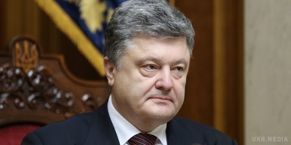 Президент домовився з Байденом про виділення третього траншу Україні. Президент провів телефонну розмову з Джо Байденом, говорили про Мінських домовленостях, боротьбі з корупцією, а також новий транш.