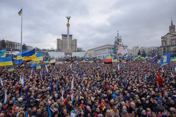 Україна може не витримати «третій Майдан». В Україні виникає небезпека повторення історії з революціями на Майдані.