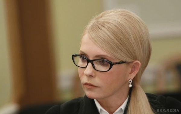 Тимошенко вважає ситуацію з Шустером свідомою "зачисткою" свободи слова. Мільйони глядачів Савіка Шустера знають, що його програма – це зона без цензури, майданчик для вільних дискусій і гострої критики. 