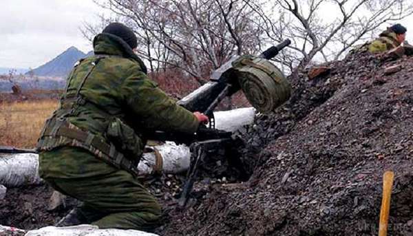  Бойовики обстріляли позиції ЗСУ в районі Авдіївки, Пісків та Луганського-прес-центр штабу АТО. Впродовж минулої ночі бойовики продовжили вдаватись до збройних провокацій проти сил АТО