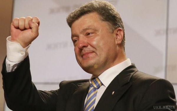 Президента України Петра Порошенка попросили перевірити на детекторі брехні депутатів Ради. На сайті глави держави з'явилася петиція під номером 22/023628.