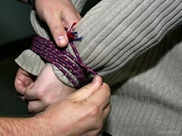 Вчора ввечері у Києві викрали іноземця. Вчора в управління поліції надійшло повідомлення від громадянки іншої держави про те, що напередодні її чоловік поїхав на зустріч, а вже з 22-ї години