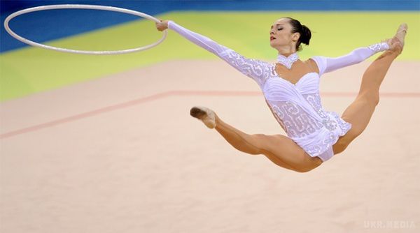 Українська гімнастка Ганна Різатдінова виграла п'ять золотих медалей на турнірі у Франції. На цей раз кримчанка здобула "золото" в усіх індивідуальних вправах на міжнародних змаганнях у Корбей-Ессоне.