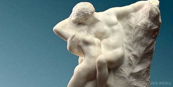 Одна з найвідоміших скульптур Огюста Родена продана за рекордну ціну на аукціоні. Скульптура Огюста Родена "Вічна весна" була продана в Нью-Йорку за $ 20,4 млн, що є рекордом аукціонних торгів.