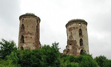 Польща інвестує $10 млн у реконструкцію замку в Україні. Польські інвестори планують вкласти $10 мільйонів на реконструкцію замку і костелу в Червонограді.