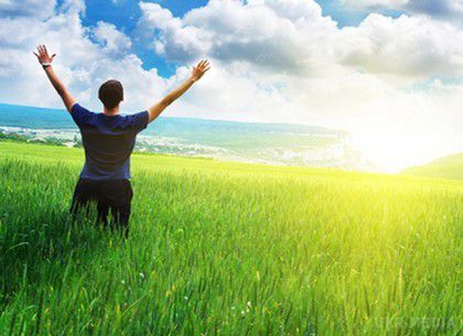 Схід сонця передбачить літо: події 13 травня. В цей день у Франції винайшли столовий ніж, а наші предки визначали, яким буде літо.
