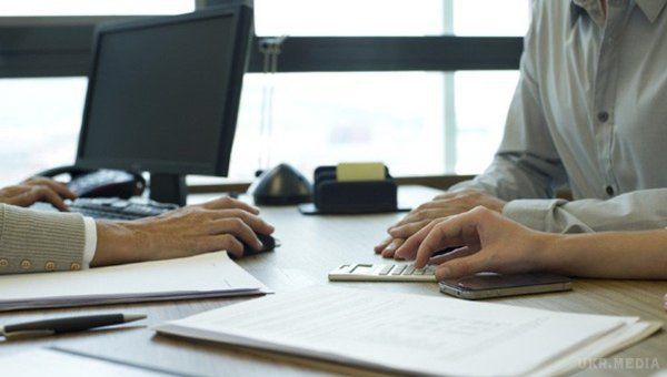 Спадщина євроінтеграції. Закриття сайту "Миротворець" скасовується?. У Мінінформполітики України висловилися проти закриття сайту "Миротворець": у відомстві вважають, що досить прибрати опубліковані на ресурсі персональні дані журналістів. А у МВС обіцяють запуск нових проектів антитерору".