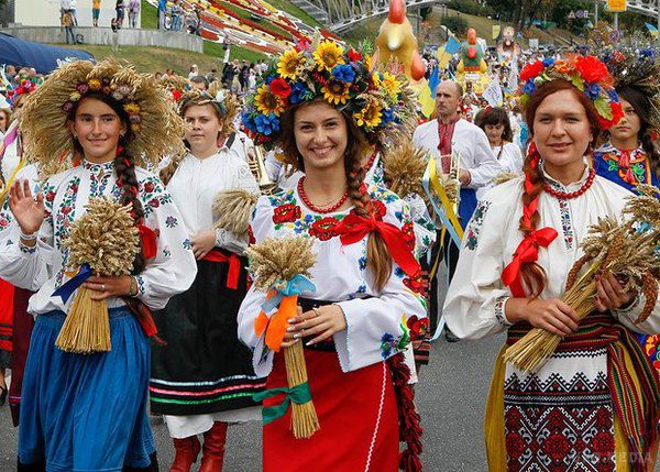 Українці відзначать День вишиванки. Сьогодні в Україні відзначають День вишиванки