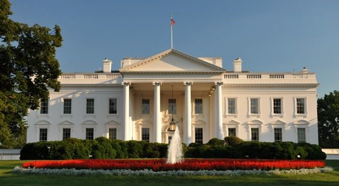 Стрілянина біля Білого дому у Вашингтоні. Білий дім у Вашингтоні був оточений після того, як поблизу будівлі пролунали постріли.