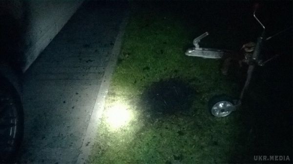 Підривникам, які кинули дві гранати у Львові, загрожує 22 роки в'язниці. Вибухи біля двох приватних будинків у Львові пролунали близько півночі у понеділок. 