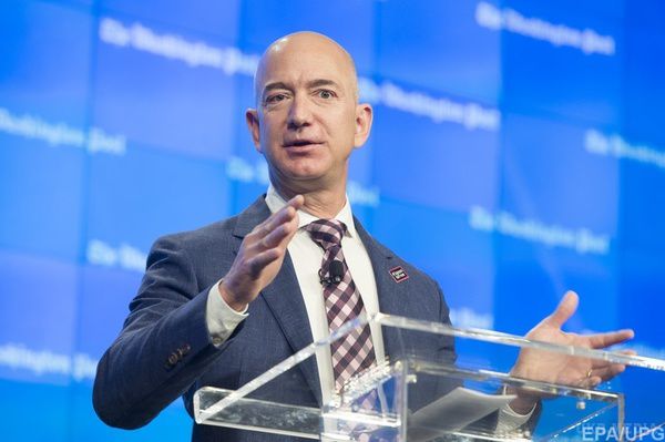 Космічний Донбас. Глава Amazon Джефф Безос хоче перенести промислові зони Землі в космос. Промислове виробництво потрібно виносити за межі планети, впевнений Джефф Безос. У космосі цілодобово доступна безкоштовна сонячна енергія.