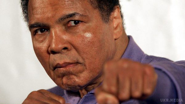 Помер легендарний боксер Мухаммед Алі. У віці 74 років помер легендарний американський боксер Мухаммед Алі.