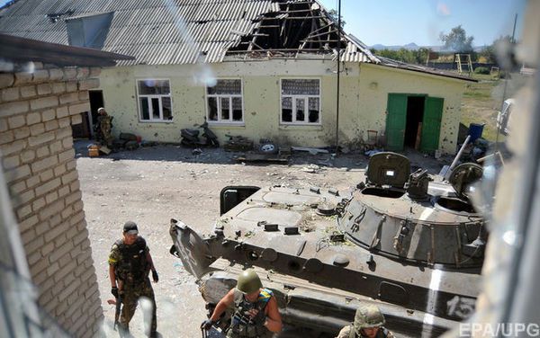 АТО. Україна не зазнала втрат за добу, поранено семеро бійців. Лисенко заявив, що на луганському напрямку обстріли не зафіксовані.
