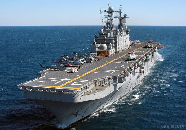 Франція відправила побудований для Росії "Містраль" в Єгипет. Один з двох вертольотоносців "Містраль", побудованих у Франції для продажу Росії, відправився в Єгипет. Сьогодні, 12 червня, судно покинуло порт Сен-Назер.

