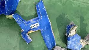Знайдено "чорний ящик" розбитого літака EgyptAir. Самописець літака A320 вже дістали на поверхню Середземного моря.