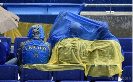 Євро 2016. Україна. Давай додому!. Україна першою з усіх команд втратила шанси на вихід в плей-офф