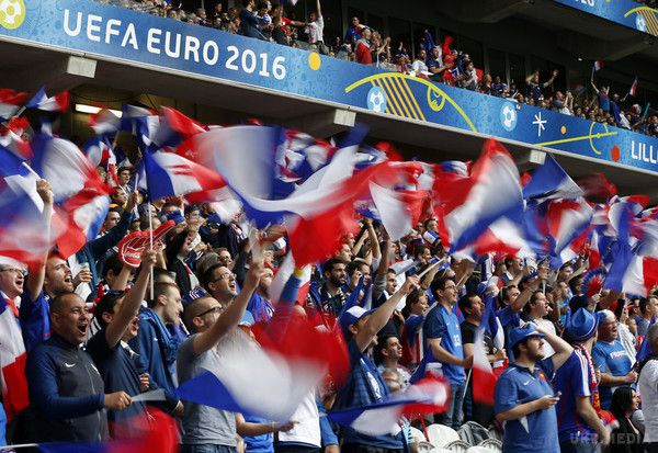 Швейцарія - Франція: онлайн-трансляція матчу Євро-2016. Текстова онлайн-трансляція матчу 3-го туру чемпіонату Європи з футболу в групі А Швейцарія - Франція.