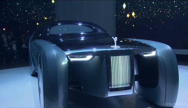 Британська компанія Rolls-Royce Motor Cars, презентувала авто майбутнього. Британська компанія Rolls-Royce Motor Cars,виробник автомобілів преміум-класу  представила в Лондоні концепт машини майбутнього під назвою 103EX