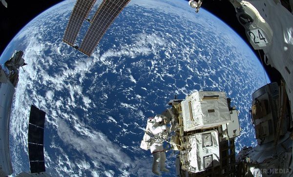 Вражаюче селфі робота NASA на Марсі (фото). NASA показало нову фотографію з Марса, на якій марсохід Кьюріосіті зробив селфі. 