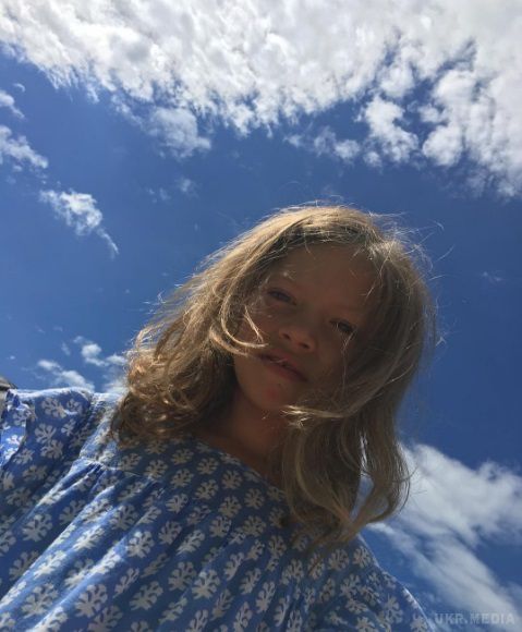 Віра Брежнєва поділилася знімком молодшої дочки. В Instagram Віри Брежнєвої з'явився фото молодшої дочки співачки - Сари.