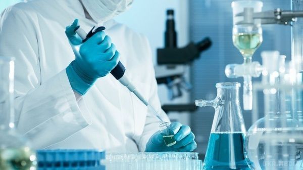 Китайці зробили відкриття, здатне змінити світ. Китайські вчені знайшли спосіб перетворювати практично поліетилен і інший, пластик які не розкладаються, в рідке паливо.