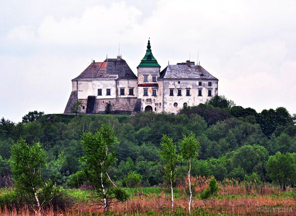 5 наймістичніших замків Західної України. Містичний туризм набуває все більшої популярності з кожним роком. 