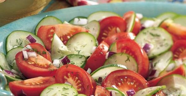 Чому не можна їсти огірки і помідори в одному салаті. 11 поєднань продуктів, які вважаються шкідливими, з точки зору Аюрведи, і лікарів-фізіологів.
