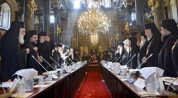 Всеправославний собор на Криті відповів на прохання української церкви про автокефалію. У документі підкреслюється, що принцип автокефалії не може функціонувати на шкоду єдності церкви.