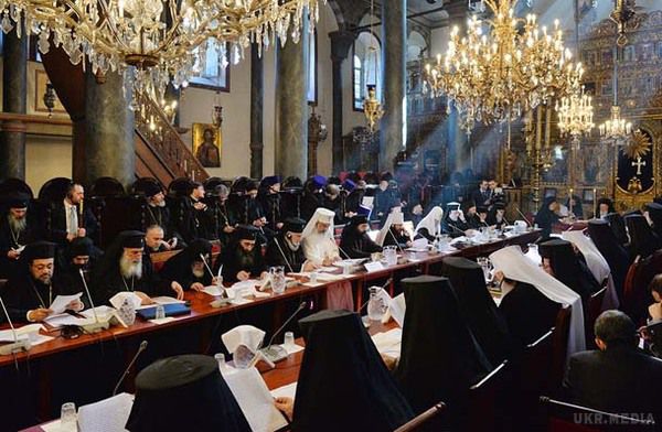 Питання надання УПЦ автокефалії буде розглянуто на найближчому Синоді, - ЗМІ. "Українське питання" на Всеправославному соборі офіційно навіть не піднімалося.