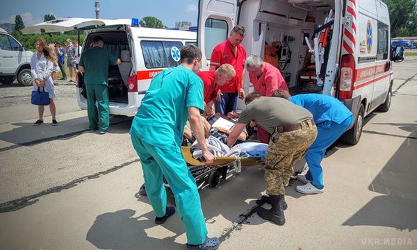 В Одесу привезли 15 поранених бійців АТО (фото). П'ятеро з них перебувають у важкому стані.