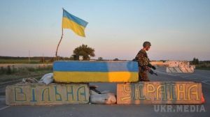 Схід здригається від обстрілів: бойовики "ЛДНР" наносять удари по ЗСУ з важких мінометів і артилерії. Протягом доби понеділка, 4 липня, бойовики невизнаних "ДНР" і "ЛНР" не менше 21 рази відкривали вогонь в напрямку позицій українських бійців.