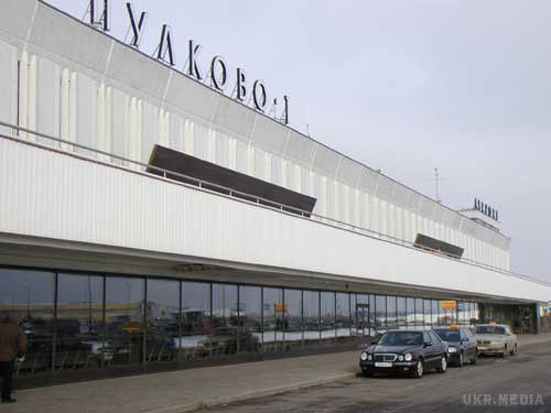 Перший чартер з Росії до Туреччини скасували перед вильотом. Вдень у четвер стало відомо про скасування першого чартерного рейсу з петербурзького аеропорту «Пулково» в турецьку Анталью. 