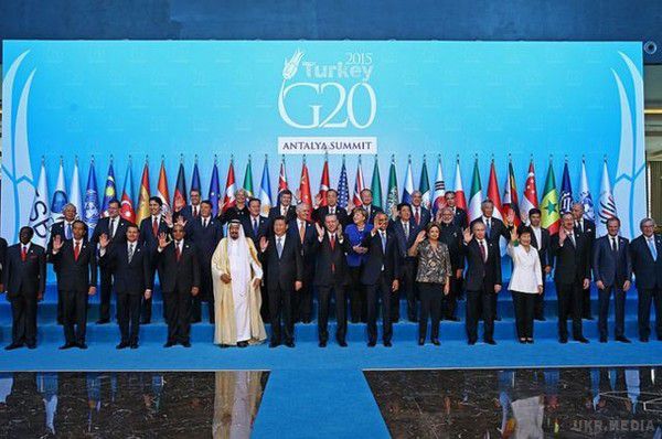 Міністри G-20 обговорять проблему надлишку металургійних потужностей. Країни «великої двадцятки» домовилися обговорити проблеми, які виникли у світі у зв'язку з надлишком потужностей в металургії. Таке рішення прийнято на минулому в Шанхаї зустрічі.
