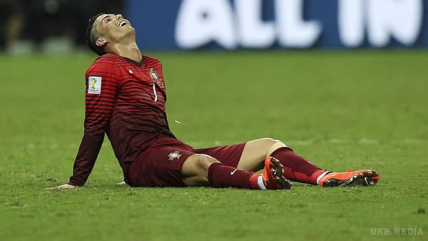 Кріштіану Роналду пропустить Суперкубок УЄФА. Нападник мадридського Реала через ушкодження коліна, отриманого у фіналі Євро-2016, ризикує пропустити перший офіційний матч своєї команди в новому сезоні.