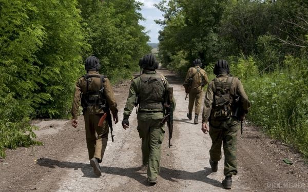  В районі Мар'їнки бойовики «ДНР» змінили тактику своїх атак (ВІДЕО). Терористи змінили тактику атак на позиції бійців Збройних сил України.