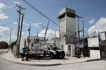  У Мексиці з в'язниці втекли 11 ув'язнених. Щонайменше 11 ув'язнених втекли з в'язниці мексиканського міста Канкун.