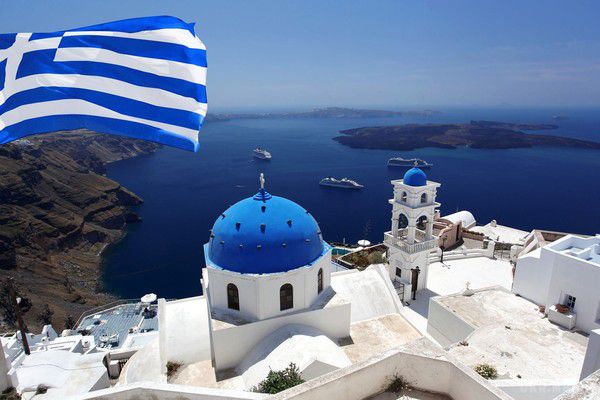 У Греції введуть туристичний податок з 2018 року. Через два роки туристам в Греції доведеться оплачувати туристичний податок. Згідно з останніми повідомленнями, що з'явилися в ЗМІ, податок буде коливатися від 0,25 до 4 євро з людини за ніч.