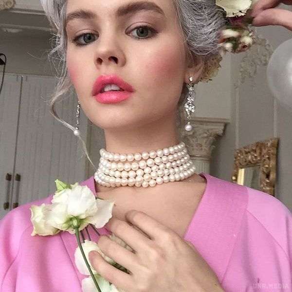 Російська модель повністю оголилася в Instagram (фото). Красуня спокушає пікантними фото в нижній білизні і без.