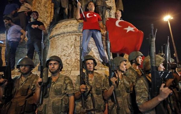 Кожен третій турецький губернатор потрапив під "сокиру" Ердогана. А в МВС Туреччини уточнили кількість звільнених співробітників