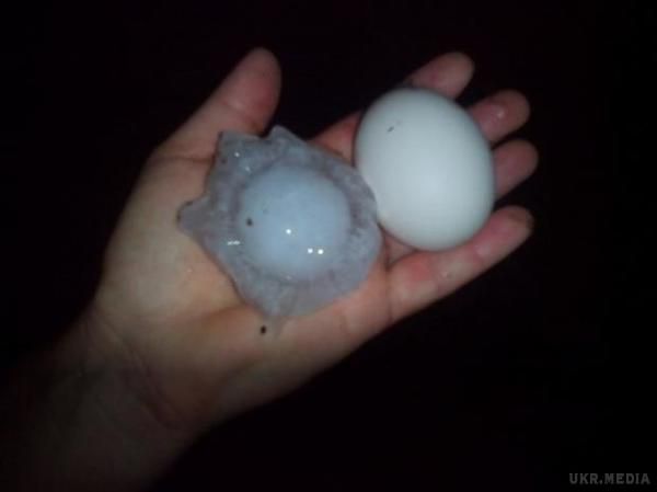 Сумська  область оговтується від аномально великого граду (фото)