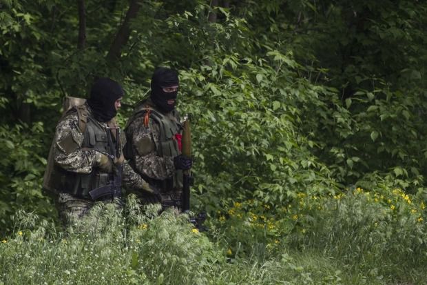 Упродовж доби бойовики продовжували вести вогонь по позиціях сил АТО. У Мар*нці військові відбили атаку російських диверсантів Окупанти 66 разів обстріляли підрозділи ЗСУ