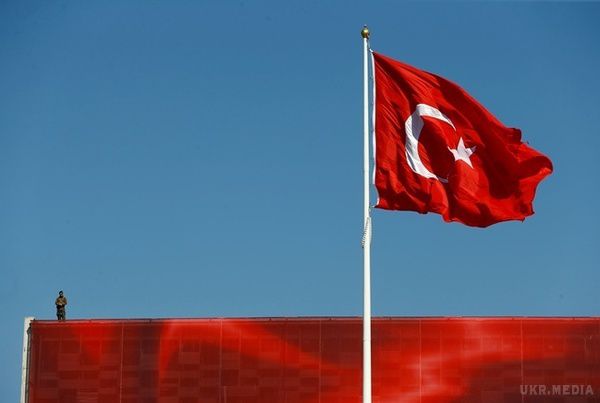 У Туреччині проведуть референдум про введення смертної кари. У МЗС кажуть, що будуть вирішувати питання самостійно, незалежно від тиску Євросоюзу.