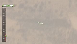 Скайдайвер стрибнув без парашута з висоти 7,6 тисячі метрів. Американський скайдайвер Люк Айкинс успішно здійснив стрибок з висоти 7,6 тисячі метрів без парашута, встановивши історичний рекорд, пряму трансляцію небезпечного трюку вів телеканал Fox.