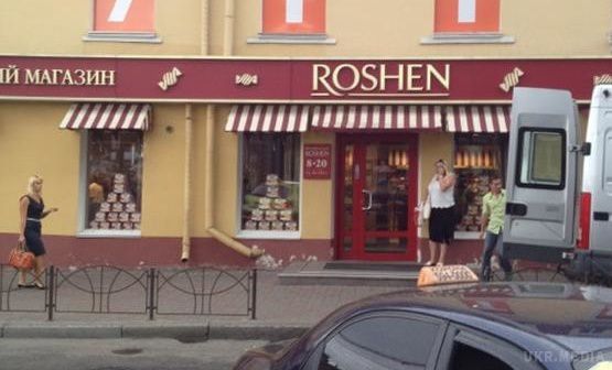 Компанія Порошенка подала в суд на київську владу. Roshen опротестовує законність знесення свого магазину в районі столичної станції метро «Святошин».