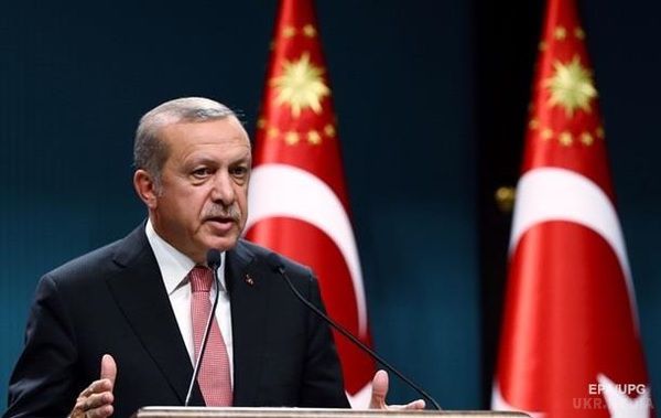 Ердоган звинуватив Захід у підтримці держперевороту. В Анкарі заявляють, що не отримали очікуваної допомоги з боку союзників.