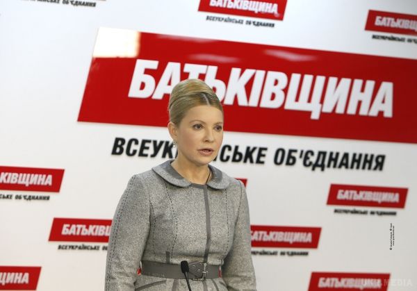 "Батьківщина" на зборах вирішить, що робити із заявами Савченко. Партія ВО "Батьківщина" на найближчому засіданні політради оцінить заяви нардепа Надії Савченко.