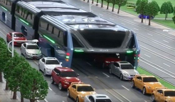 Чудо Автобус-портал: показали в Китаї. У Китаї в провінції Хебей відбулися випробування автобуса-порталу Transit Elevated Bus 