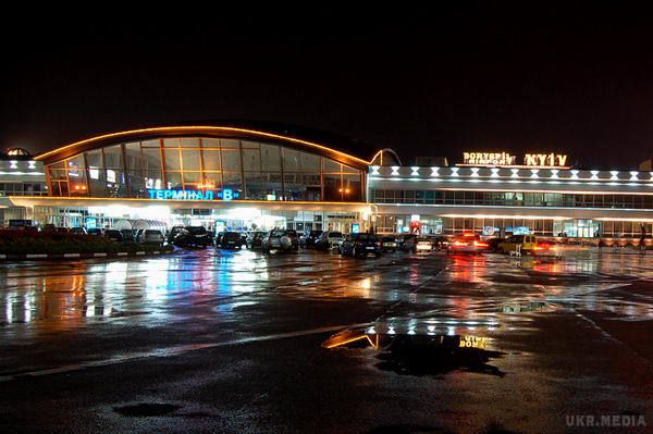 Розглядається можливість віддати в концесію іноземцям аеропорт "Бориспіль". Розглядаються варіанти залучення керуючої компанії у великі українські аеропорти на умовах концесії або приватно-державного партнерства.