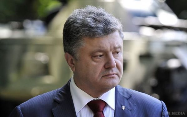 Напад РФ на Грузію було прологом війни проти України, - Порошенко. Президент заявив, що Україна ніколи не визнає правлячих режимів Абхазії та Південної Осетії.