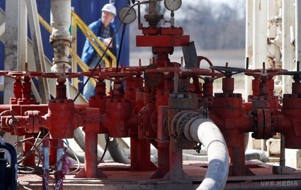Гройсман похвалився розвитком видобутку газу в Україні. Прем'єр заявив про дев'ятикратне зростання дозволів на видобуток газу держкорпорацією.